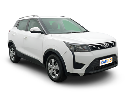 Mahindra XUV300-img